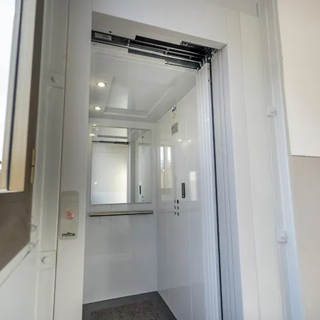 Orchidea For Tourists Hesperia Hosp 招待所 摩德纳