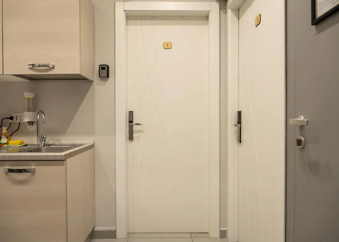 Orchidea For Tourists Hesperia Hosp 招待所 摩德纳